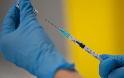 Comença la vacunació de la verola del mico | Roger Benet